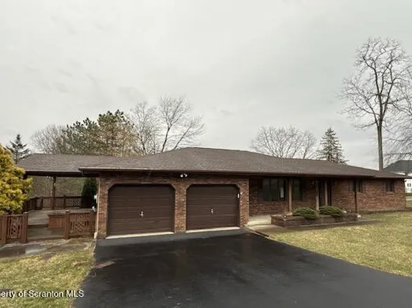 108 Dogwood Cir #L-126, Scranton, PA 18504