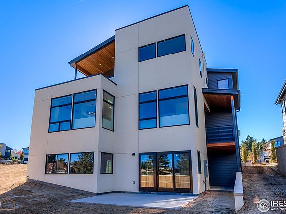 3rd image of 2305 Glacier Ct