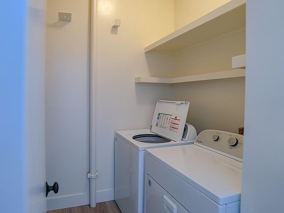 4th image of 2130 Vallecitos St #442