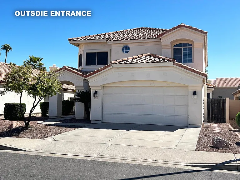 4851 W Oakland St — Photo 1