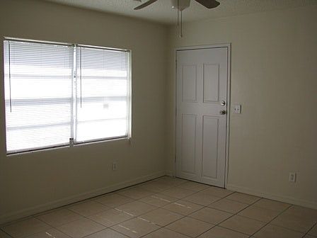 3rd image of 1318 Carlsbad Pl