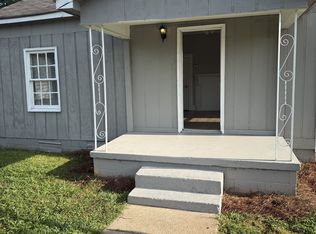 105 Brown St, Lagrange, GA 30241