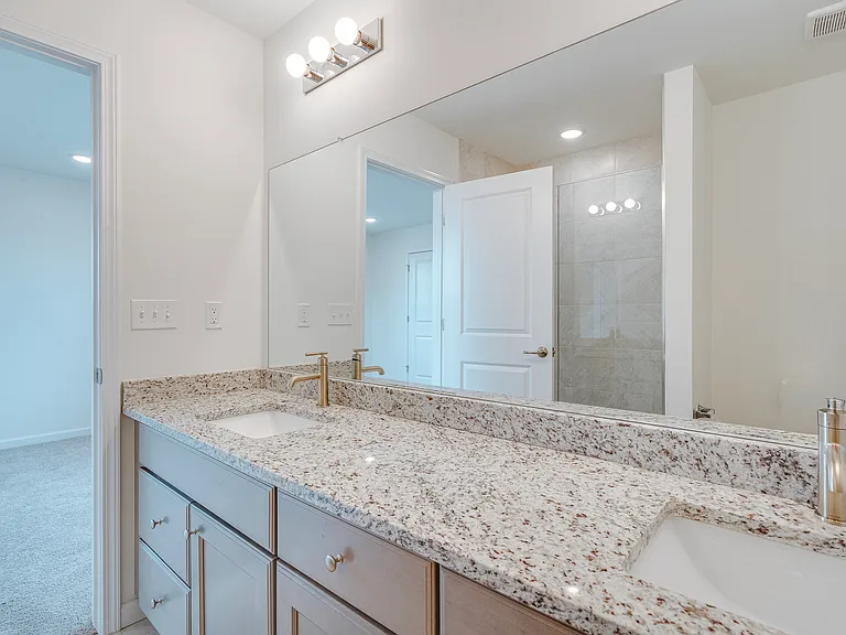 4876 Parkside Ln — Photo 26