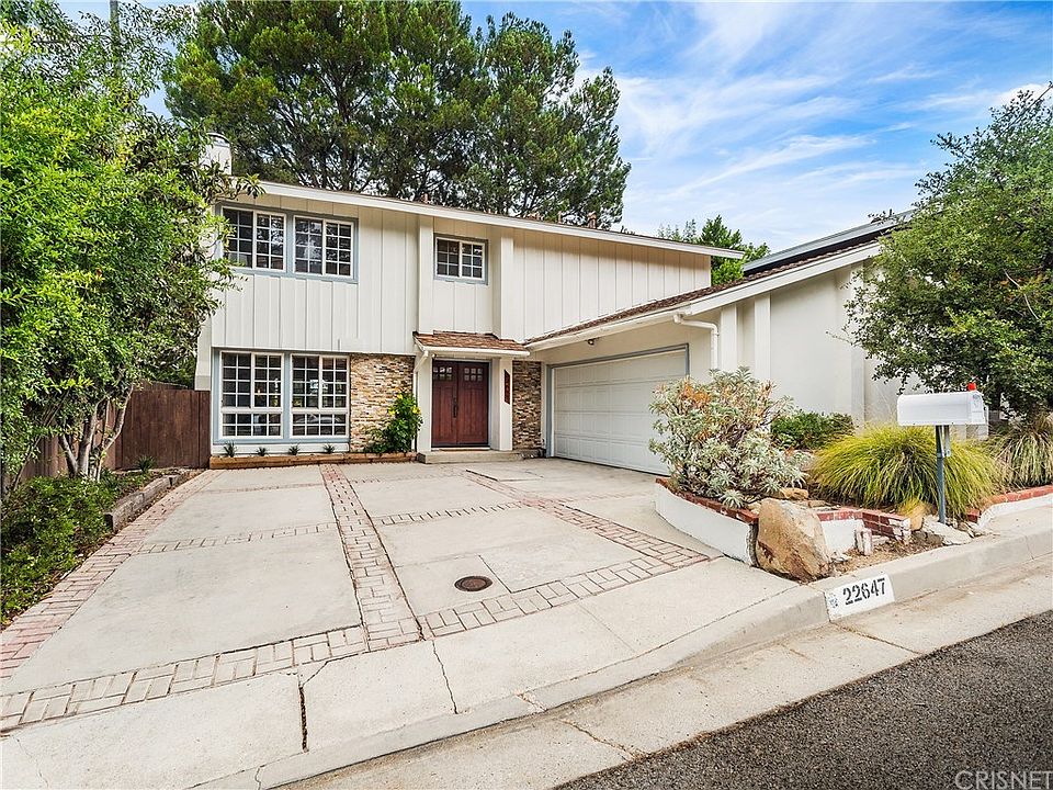 1st image of 22647 Cavalier St