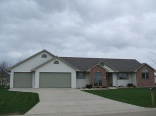 W6541 Rickey Ln, Greenville, WI 54942