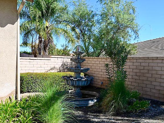 2nd image of 28574 Sunridge Ct