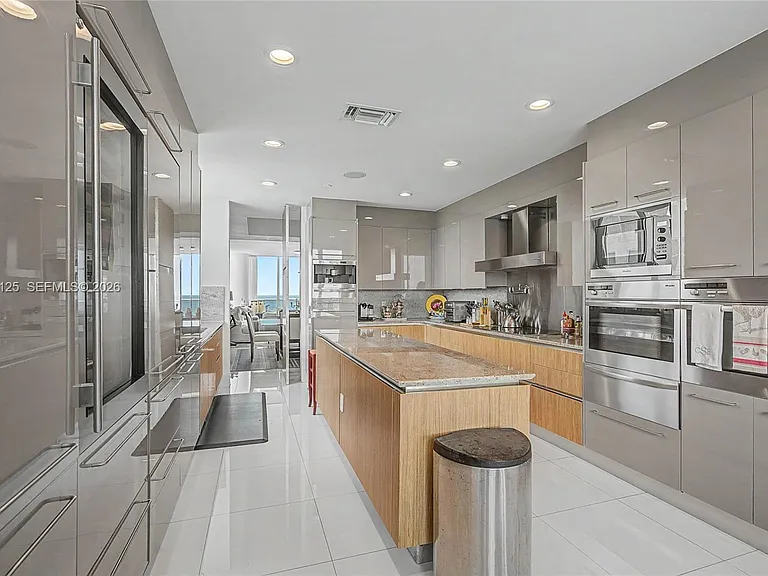 2627 S Bayshore Dr #2601 — Photo 10