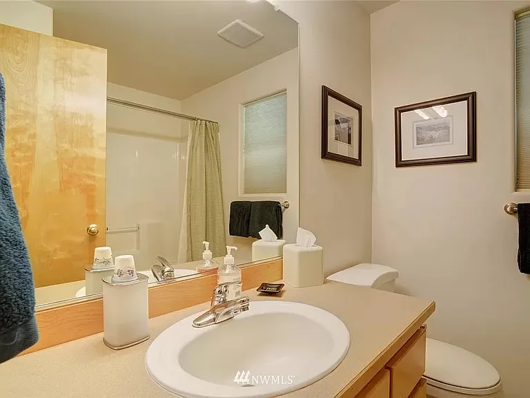 Bathroom 1 on the main floor