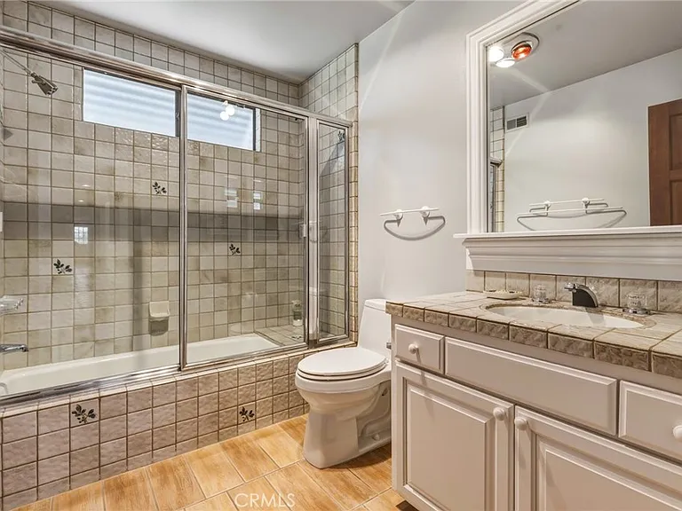 22231 Romar St — Photo 19