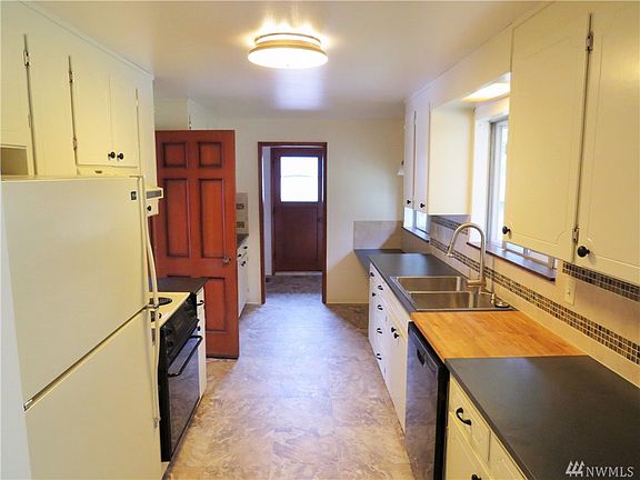 4th image of 6843 E Grandview St