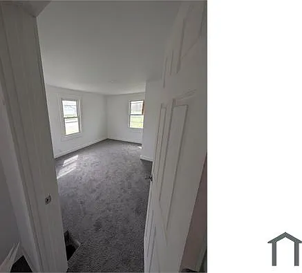 1019 Parry St — Photo 4
