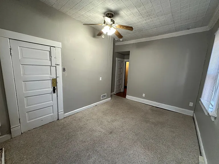 Williams St 2369 MLR — Photo 17