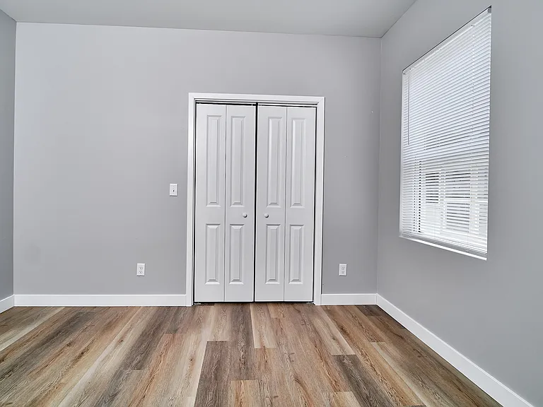 415 N Dequincy St #B — Photo 34