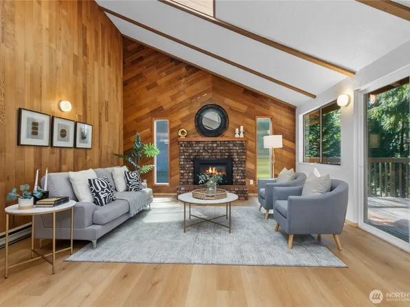 6 Swallow Circle, Bellingham, WA 98229