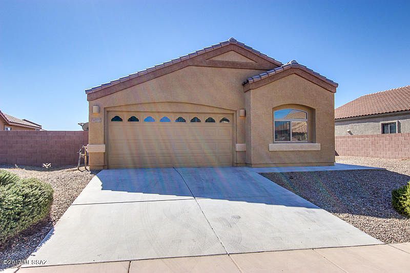 1st image of 978 E Madera Estates Ln