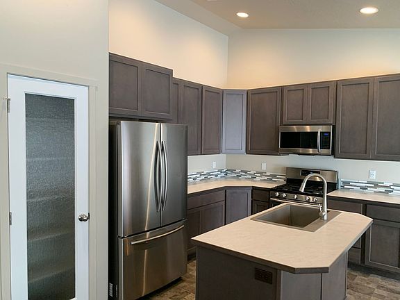 4th image of 3890 W Belgrave Way