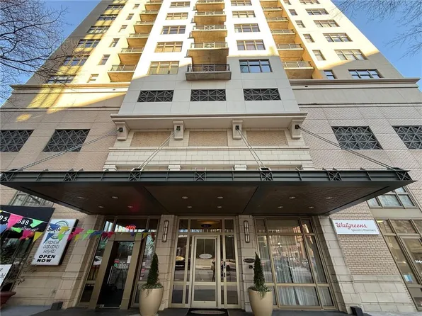 565 Peachtree St NE Unit 1811, Atlanta, GA 30308