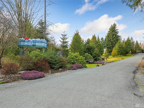 Welcome to the private neighborhood of Sunset Ridge - only minuets to Lake Stevens and about 25 minutes to Everett.  Seller conducted a HOME INPECTION and the report is attached to the listing - have your agent provide the inspection to you.  Seller has addressed almost all the line items from this inspection - home is in wonderful shape!