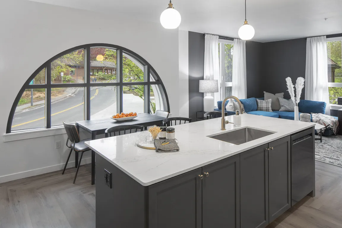 Mercato Grove apartments community photo