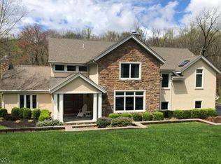 395 Fox Chase Rd, Chester, NJ 07930