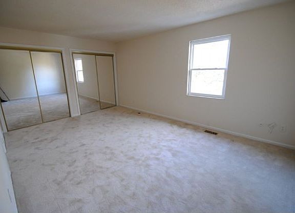 2nd image of 1118 Meadow Sage Ln