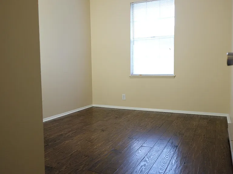 Office or second bedroom