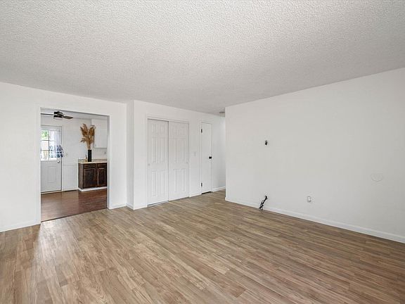 5th image of 705 8th St