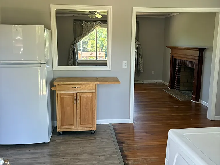 204 Pear Tree Rd — Photo 4