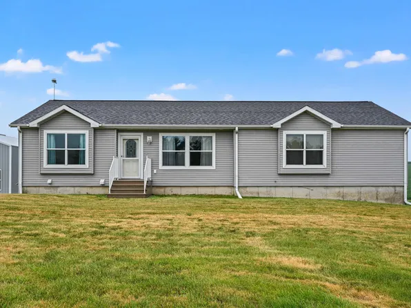 1365 County Road H, Cuba City, WI 53807