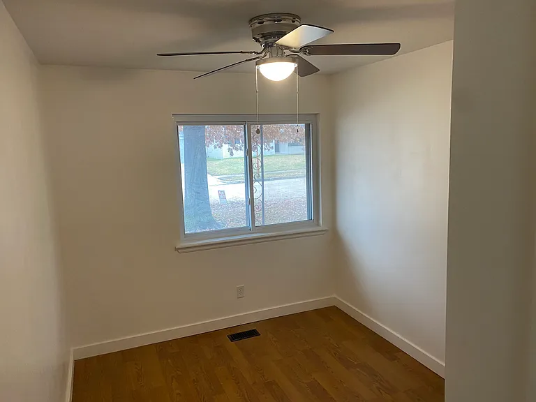 413 S Hickory Ave — Photo 11