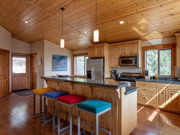 2nd image of 14758 Alder Creek Road