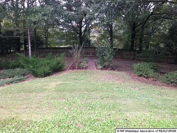 3rd image of 3523 Montys Cir