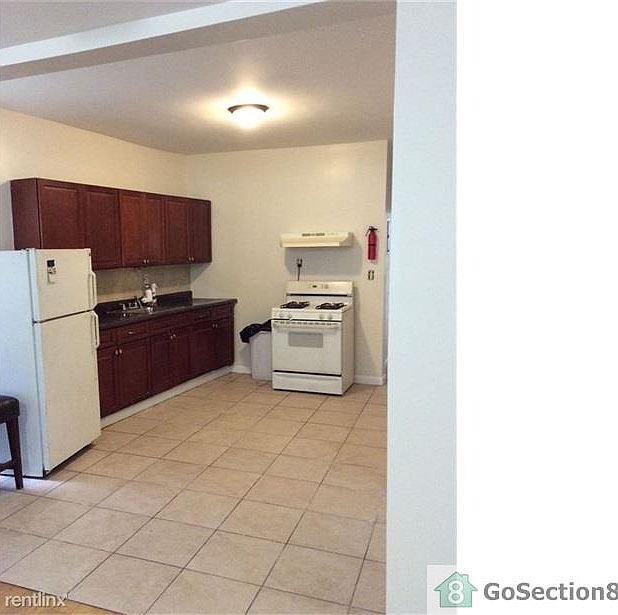 1st image of 68 N 11th St #1