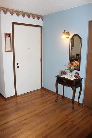 2 bed, 1100 sqft, $1,675 — Photo 2