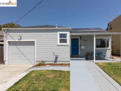 946 33rd St, Richmond, CA, 94804