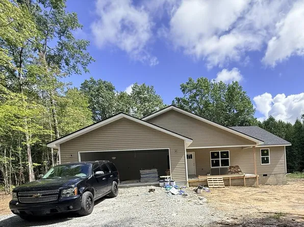 550 Stone Cliff Ln, Jamestown, TN 38556