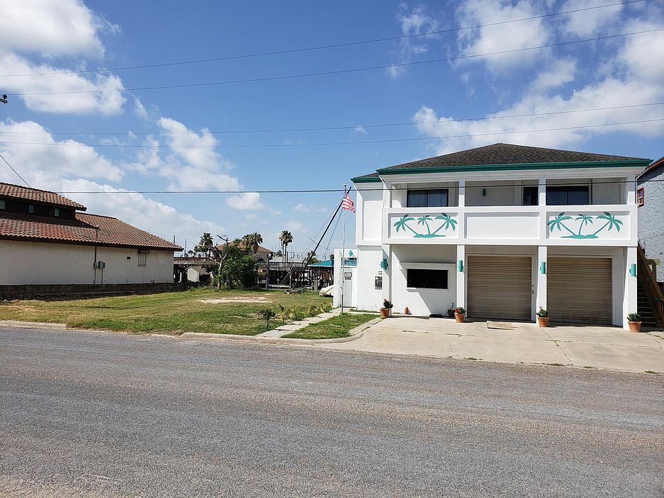 1st image of 829 N Yturria St #3
