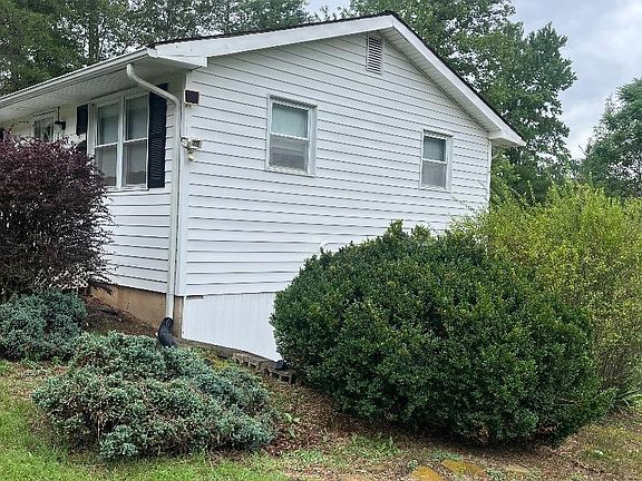 2nd image of 1228 County Rd
