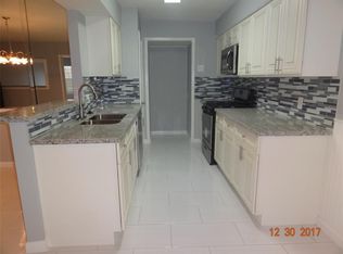 11819 S Nottingham Cir, Houston, TX 77071