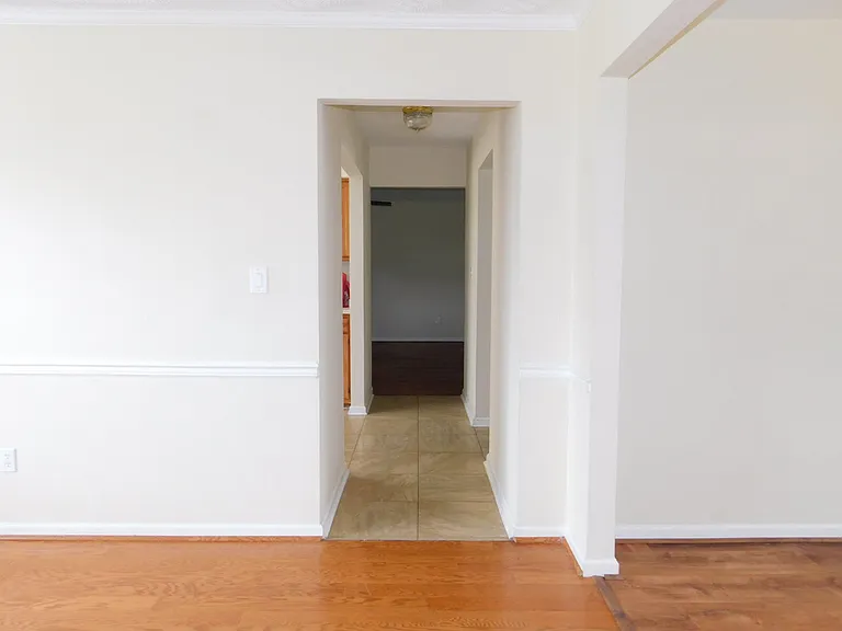 7559 Hughart St — Photo 14
