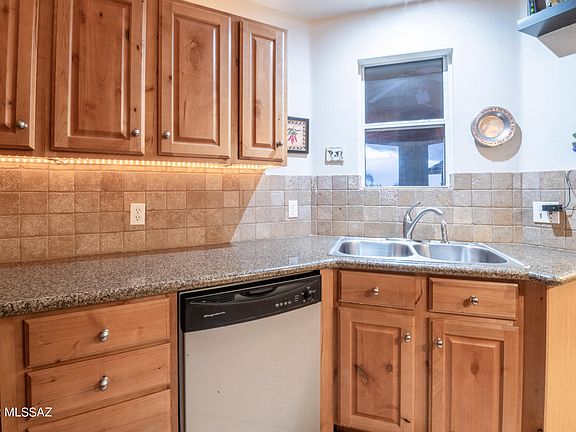 5th image of 5605 W Peaceful Dove Pl