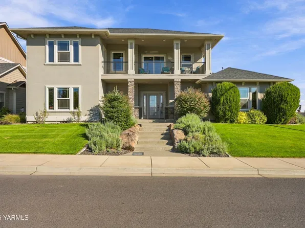 2012 S 87th Ave, Yakima, WA 98903