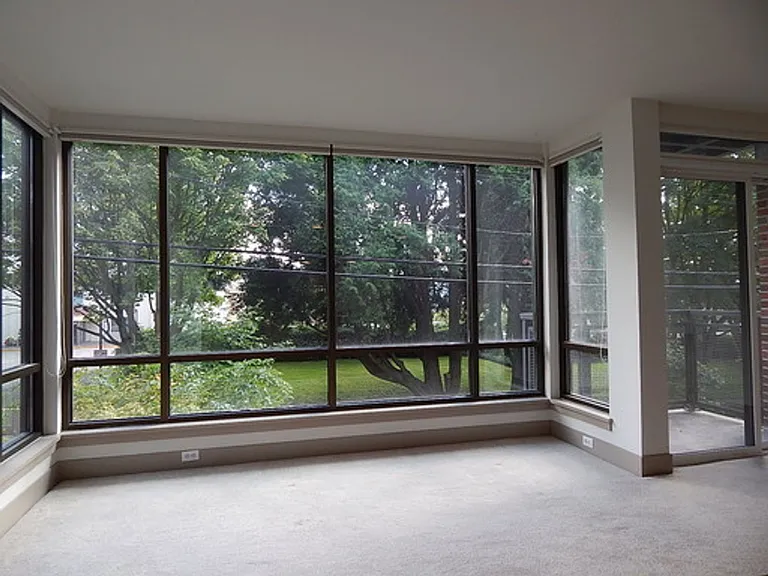 4547 8th Ave NE #207 — Photo 4