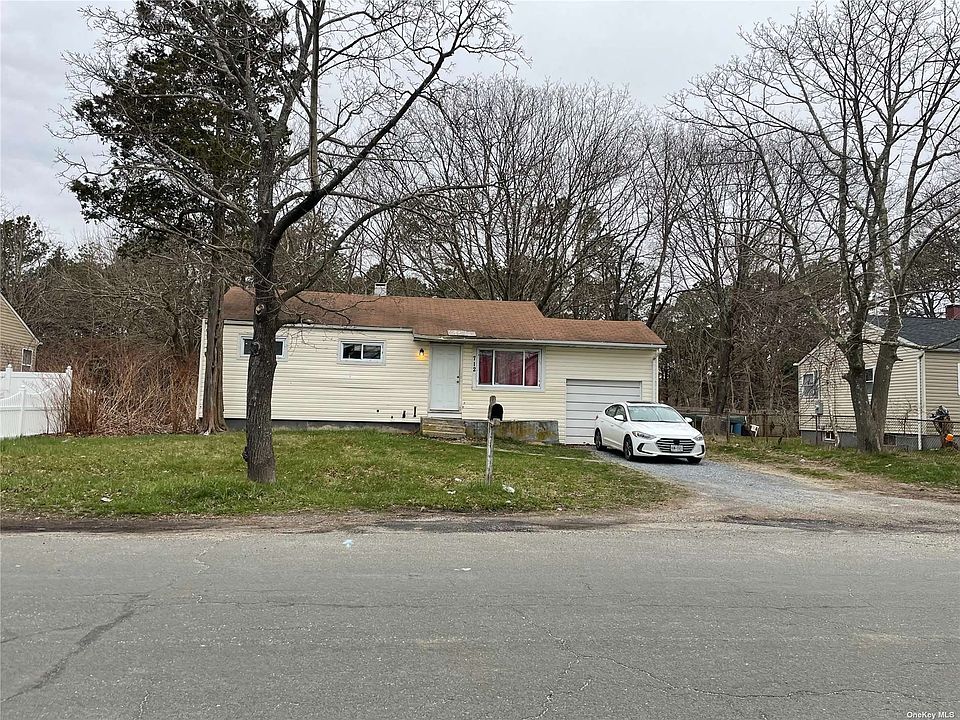 1st image of 712 Hoffman Ave