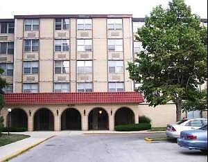 2nd image of 4280 W Ford City Dr #203
