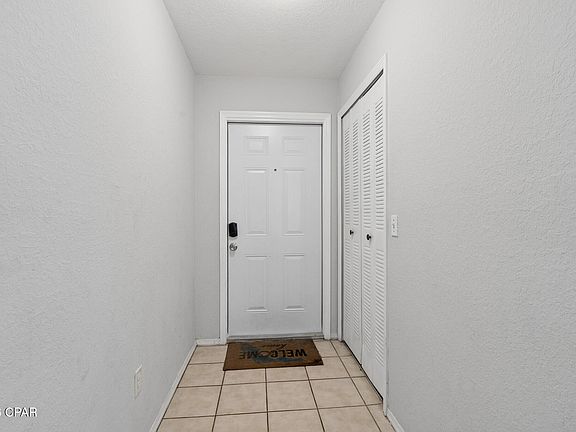 3rd image of 101 Cape Cod Dr