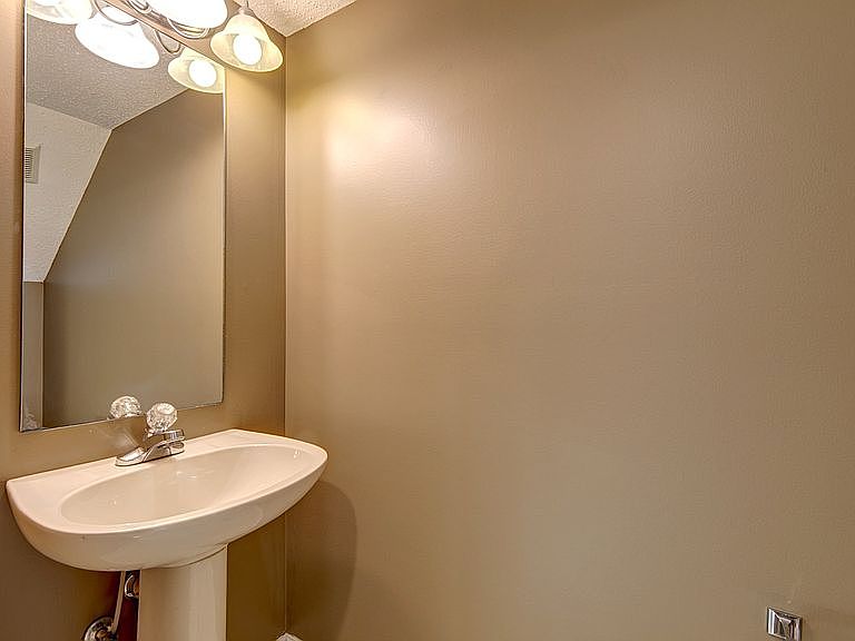 Half bath on the 1st floor