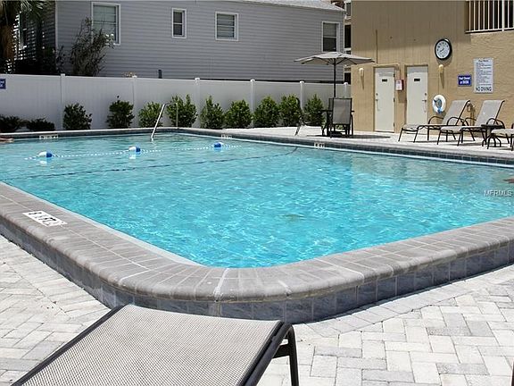 5th image of 15 Glendale St APT A3