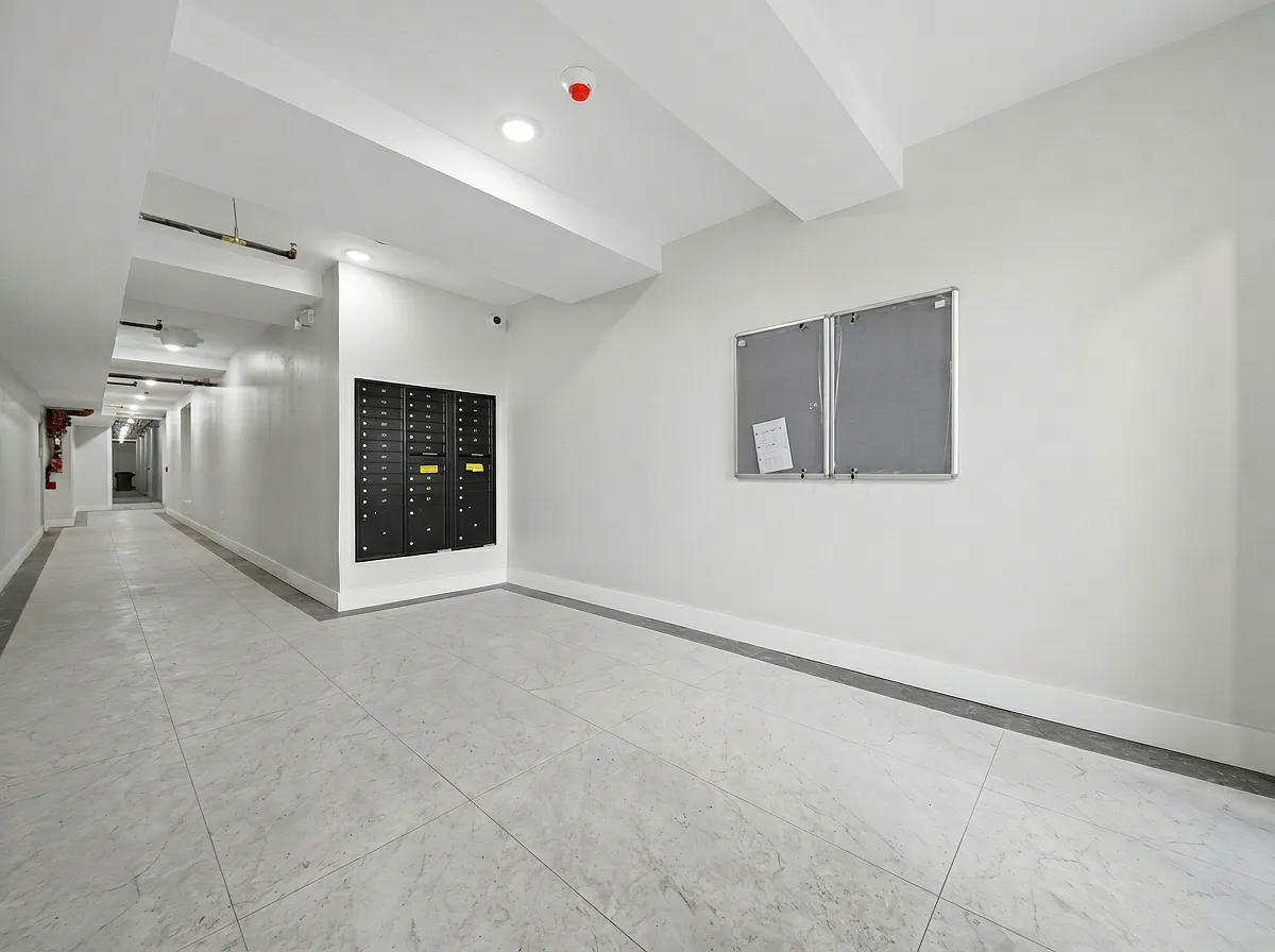 2 bed, 850 sqft, $1,850 — Photo 2