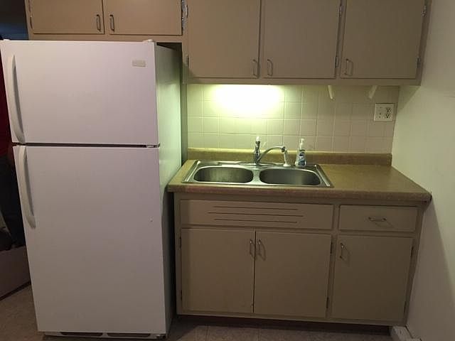 1st image of 604 N Ardmore Ave APT Ge